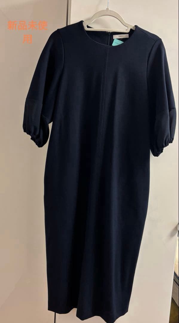 VIRINA ネイビー シアーランタンスリーブ ワンピース