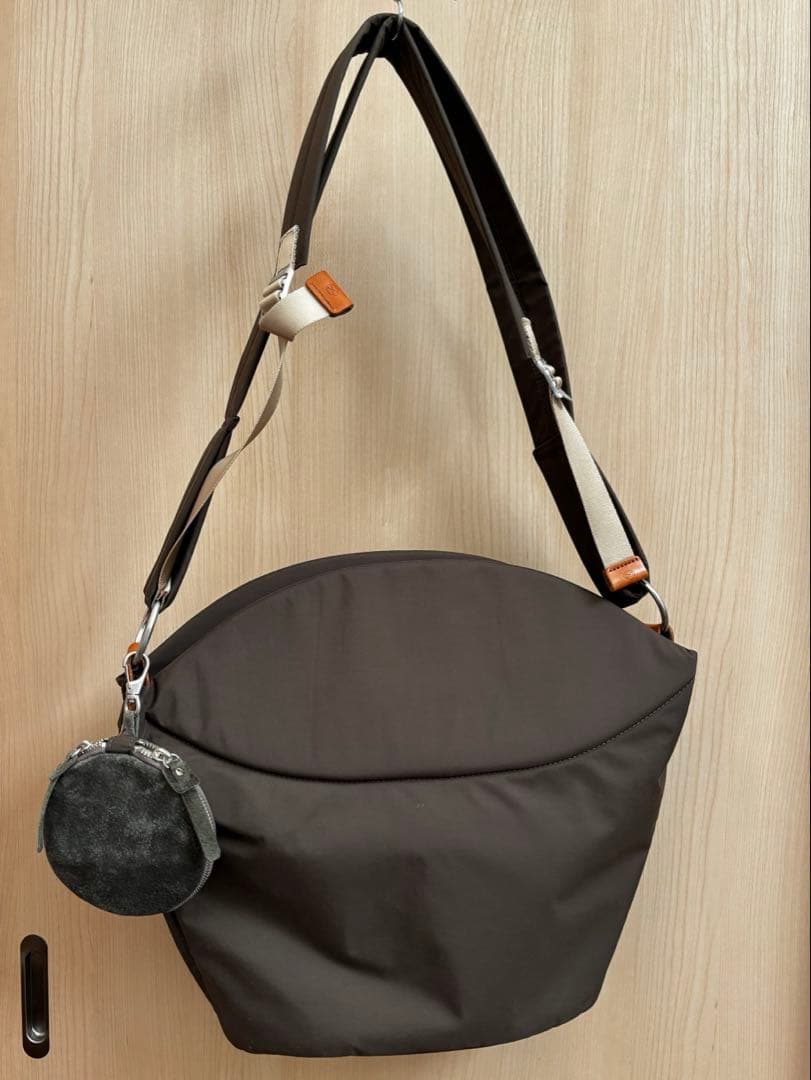 【美品】ノルン【N/ORN 】抱っこバッグ　ショルダーバッグ ヒップシート