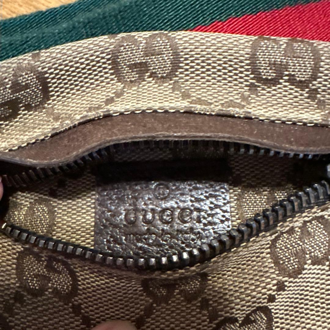 よる　Gucci GGキャンバス ボディバッグ162962
