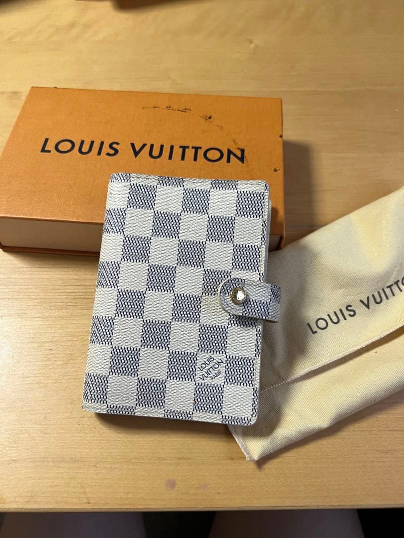 正規ルイヴィトン　白ダミエ　スケジュールホルダー
