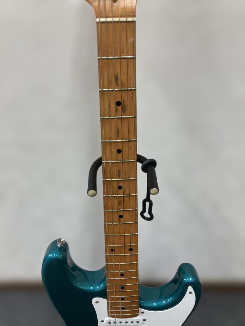 中古品 フェルナンデス（Fernandes）のエレキギター ストラトキャスター