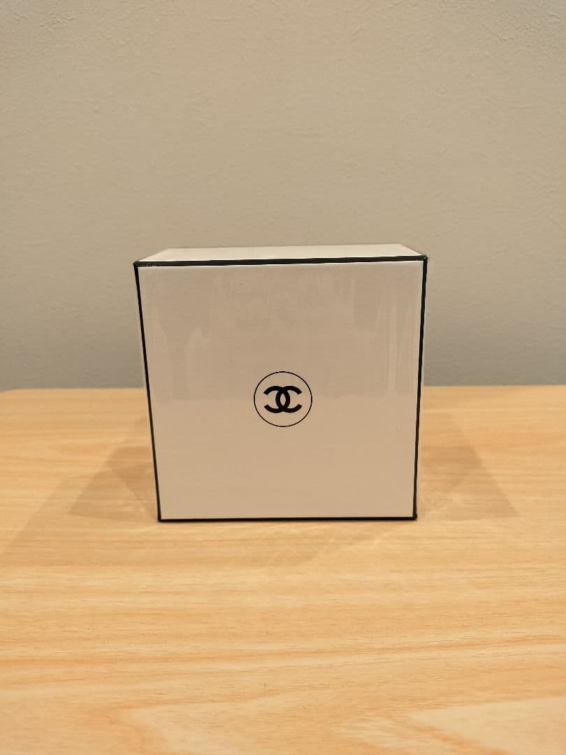 ■シャネル■新品未開封品　レゼクスクルジフ　フレッシュ　ボディ　クリーム