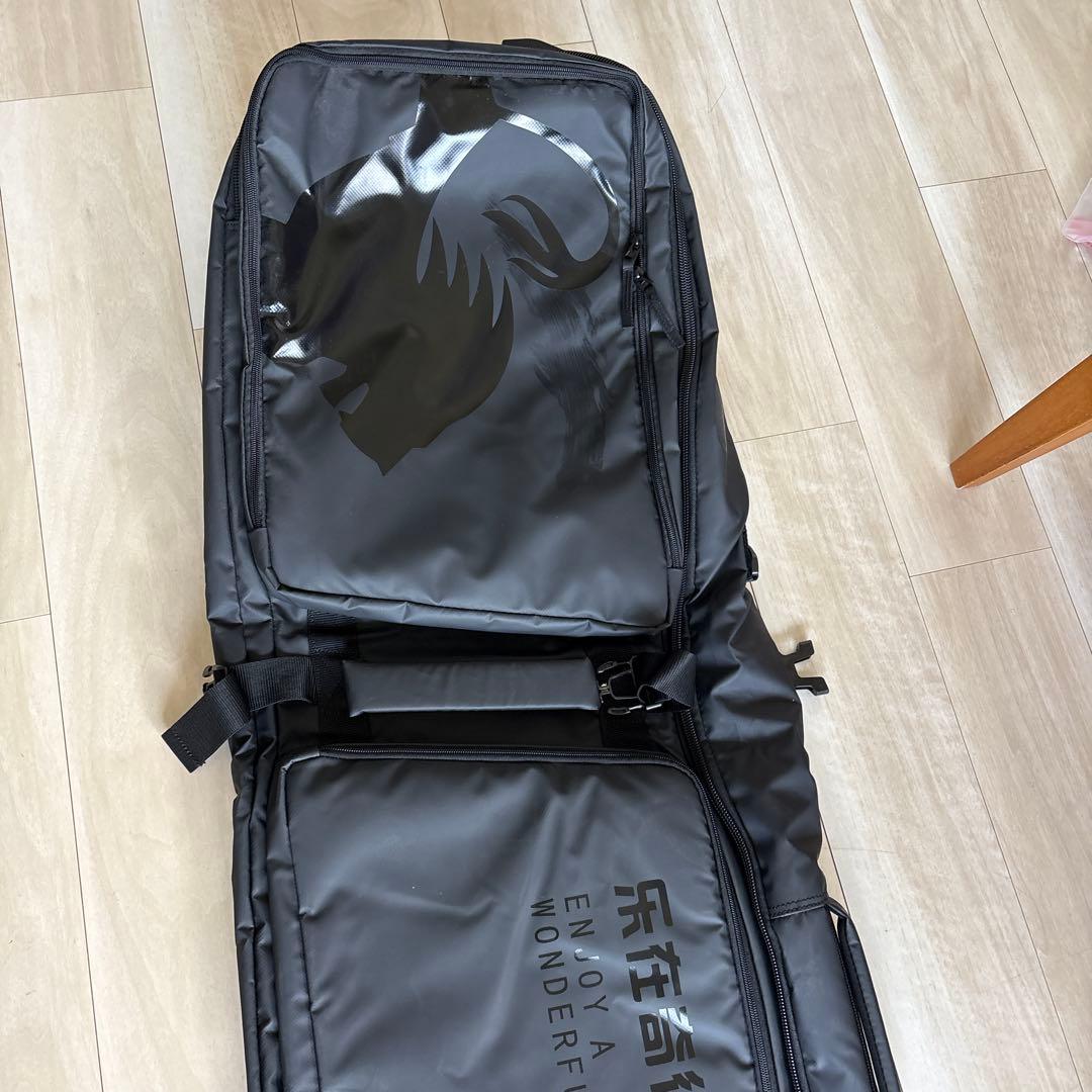 ブラック スノーボードバッグ 大容量