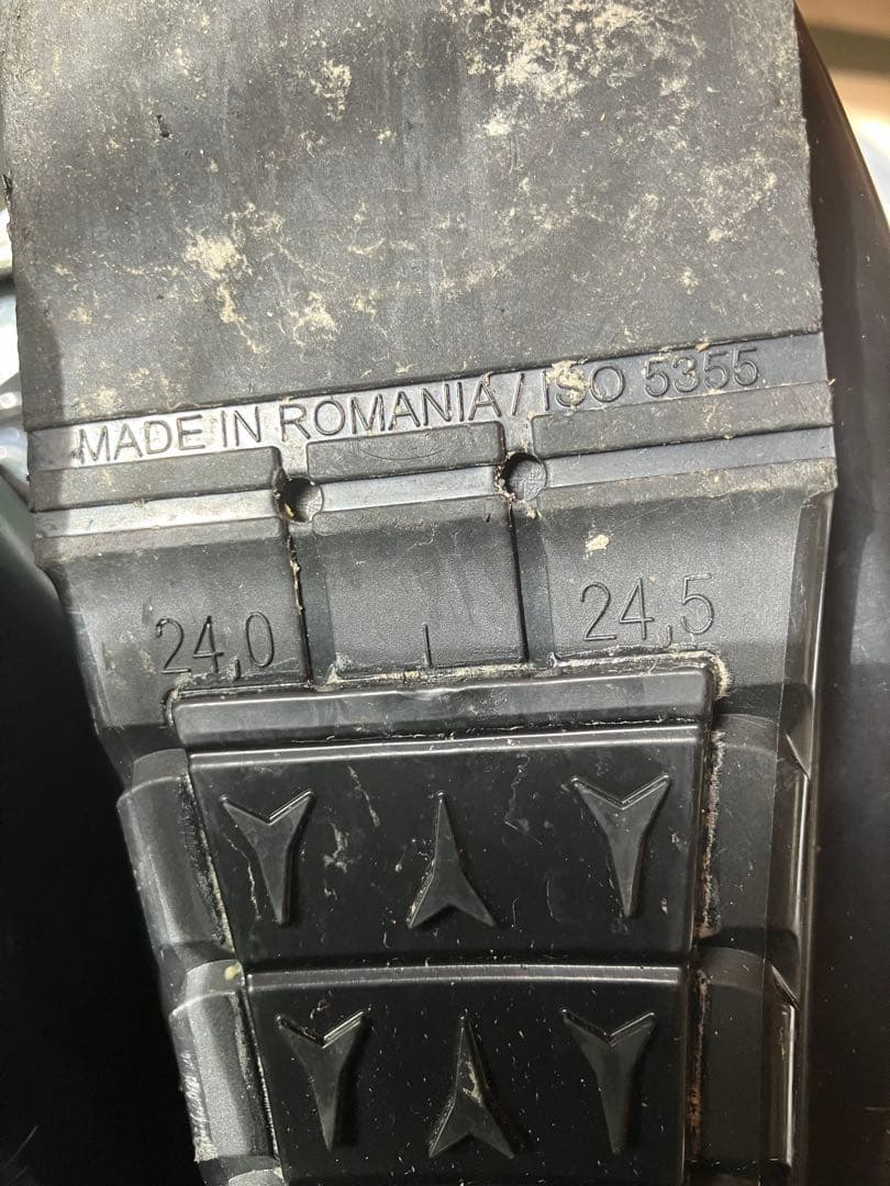 ATOMIC アトミック　レッドスターPRO スキーブーツ 24-24.5cm