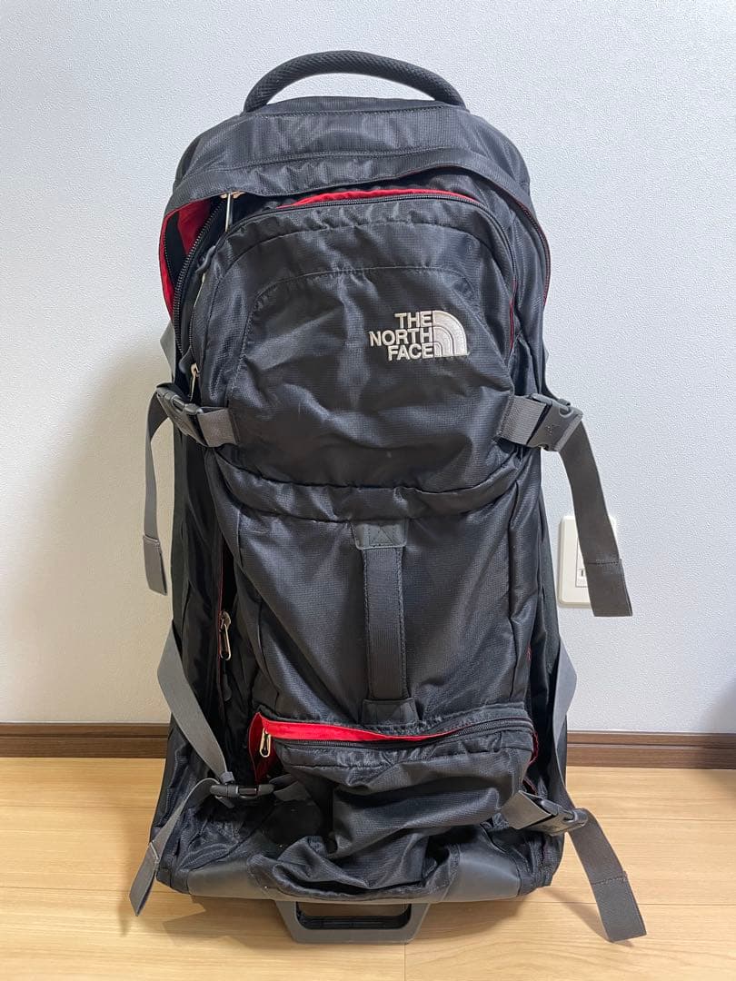nuts 　　THE NORTH FACE キャリーケース