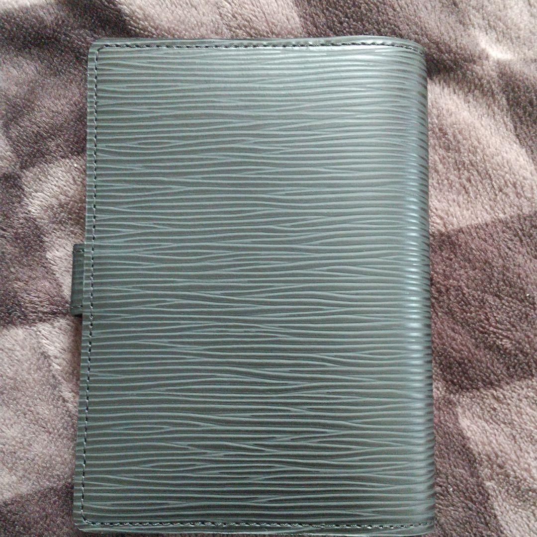 ルイヴィトン エピ 手帳