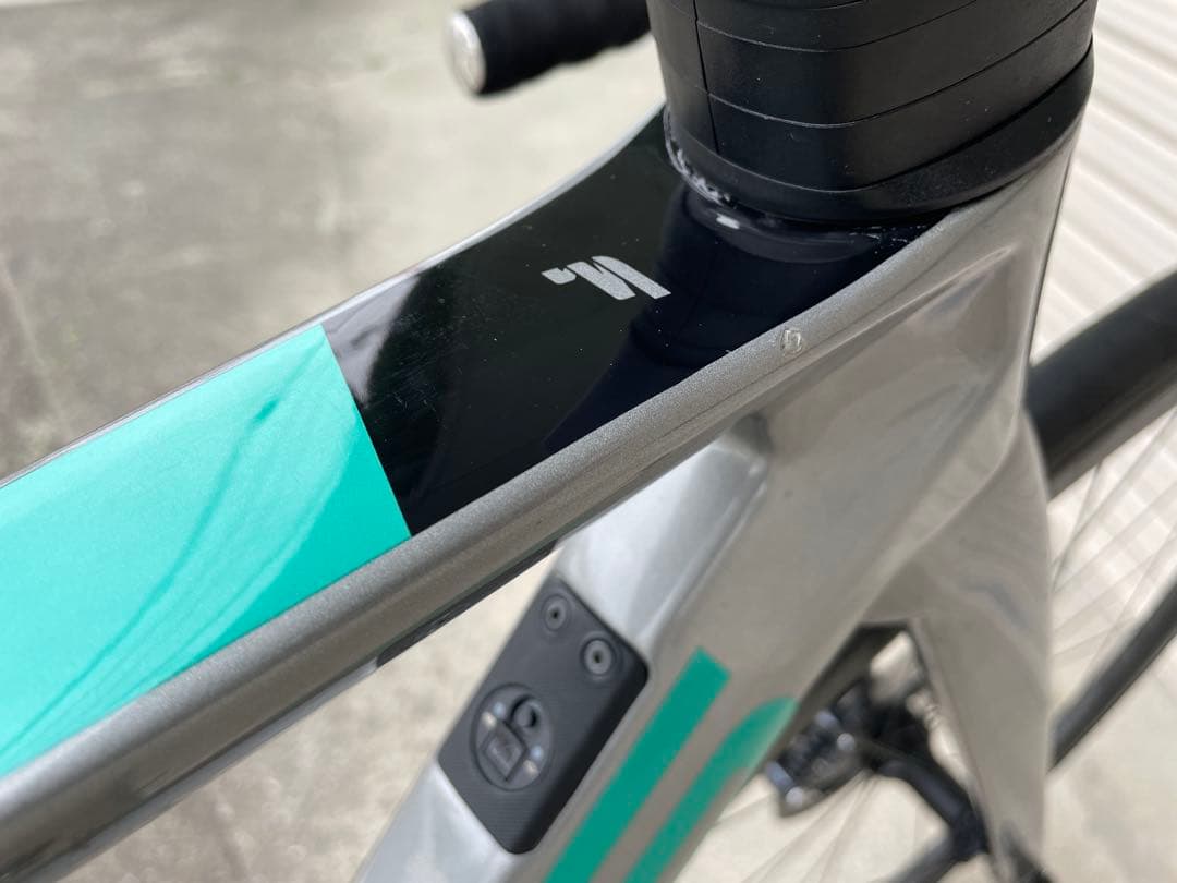 FOCUS イザルコマックス ディスク9 アルテグラ Di2 XS