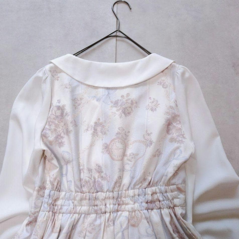 ふんわり✨LIZLISA ローズ柄 ストライプワンピース フリル お花ボタン♡