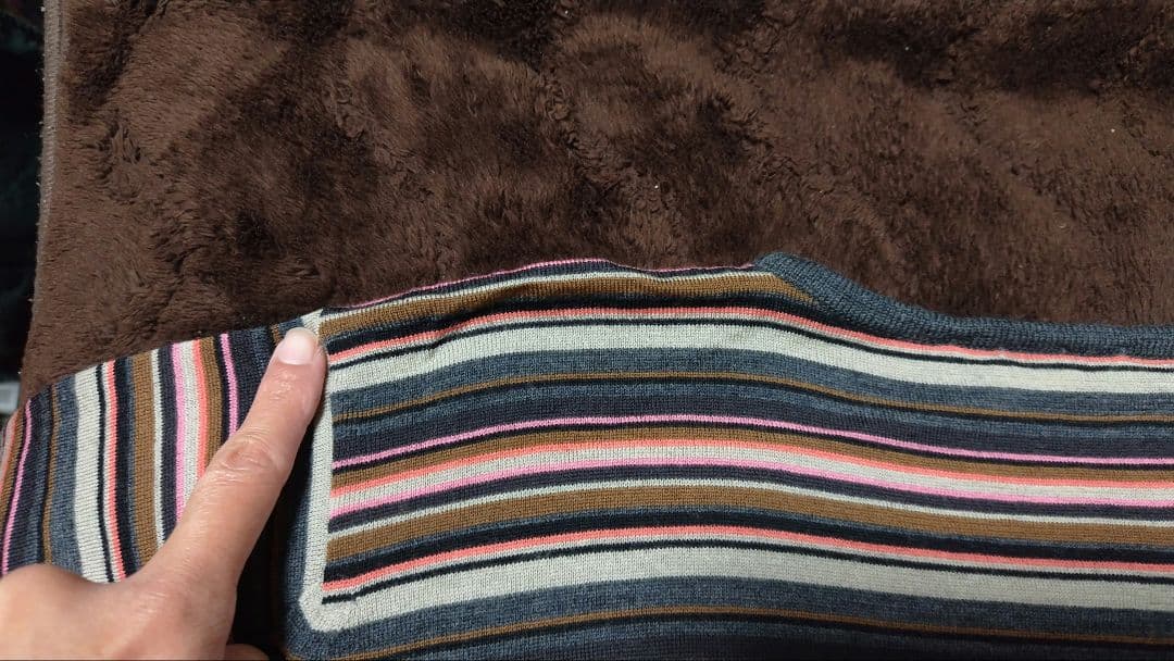 ジョンスメドレー　ボーダーウールニット