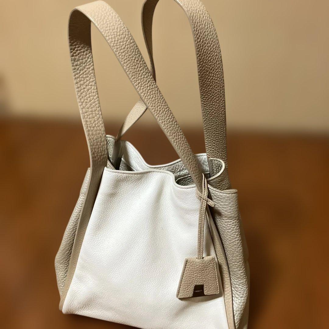 AKRIS アクリス　アクリスバッグ　レディースバッグ