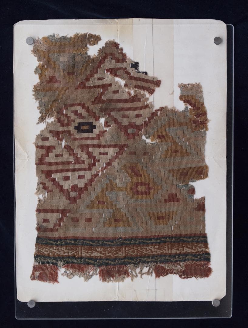 インカ帝国後期　アンデス中部、チャンカイ文化期の希少鳥紋様織裂　12～14世紀の