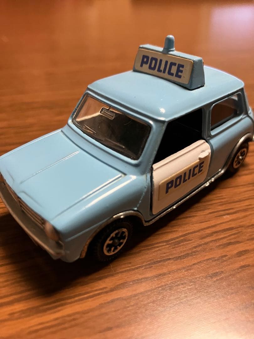DINKY TOYS MINI CLUBMAN POLICE ミニクラブマン