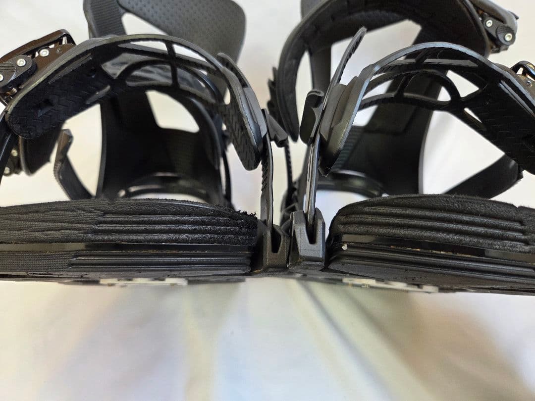 SALOMON HOLOGRAM 21-22モデル