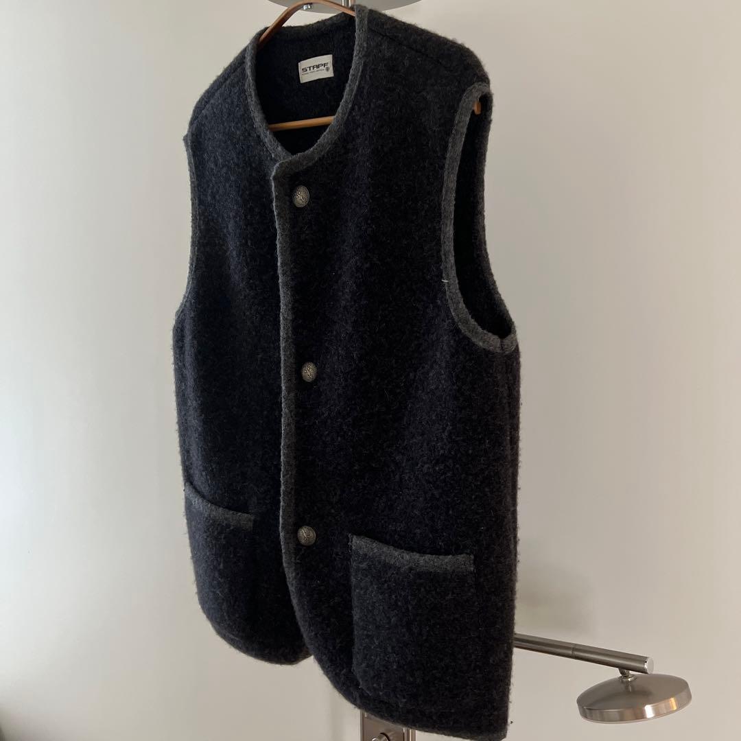 STAPF ウール混紡 ダークグレー ベスト　中古美品