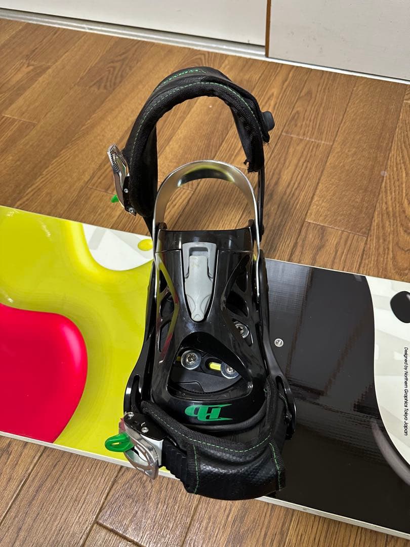 美品ツマ ZUMA LAVA 143cm スノーボード ビンディングセット