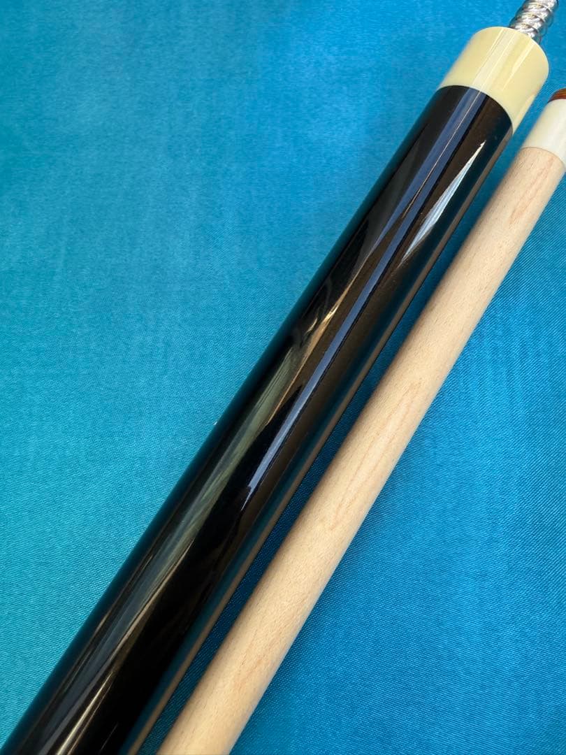 Predator Aspire ビリヤードキュー