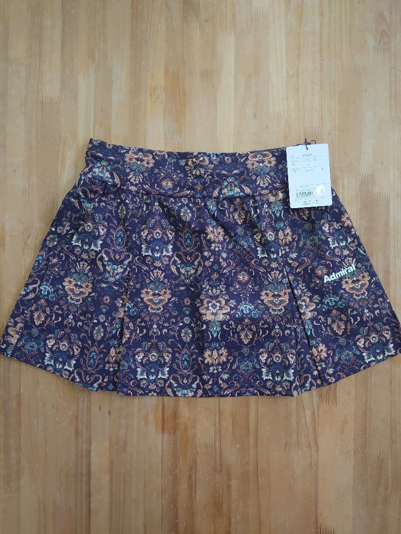 新品未使用　Admiral レディススコート ATLA553 BRW M