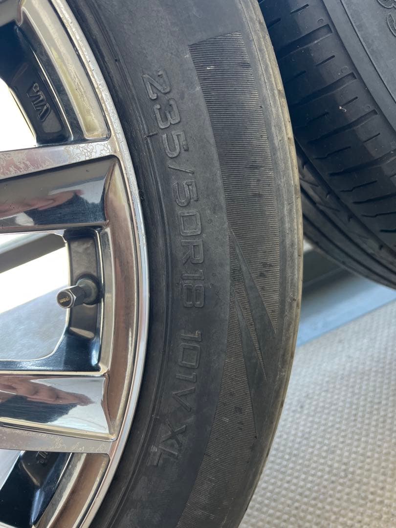 【アル/ヴェルなどに】WEDS LEONIS VX 18インチ & タイヤ4本