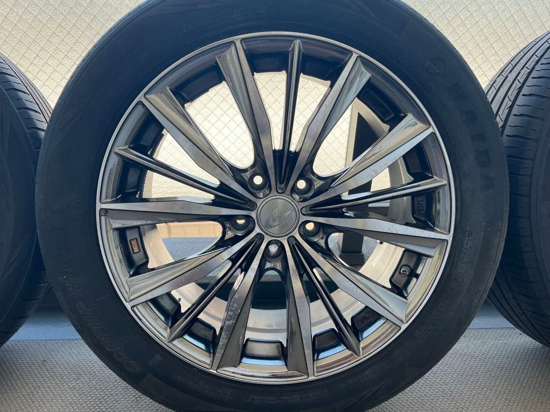 【アル/ヴェルなどに】WEDS LEONIS VX 18インチ & タイヤ4本