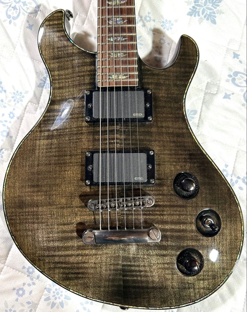 極美品 Charvel Desolation DC-1 ST EMG搭載
