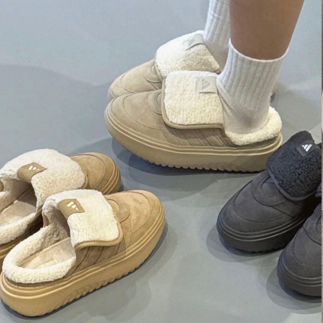 セール✨新品 adidas グランドコートミュール 23.5 ベージュ