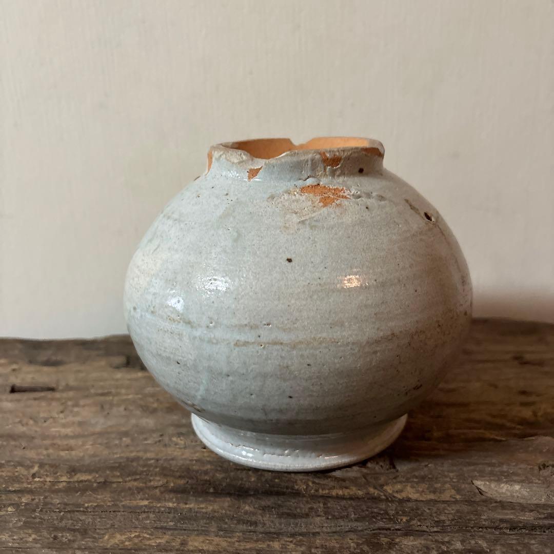 李朝壷　白磁　堅手　丸壷　塩笥壺　骨董　韓国オンギ　骨董品.アンティーク.古民芸