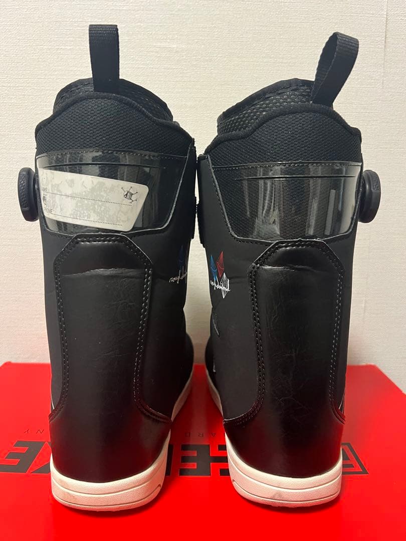 ジュニア用スノーボードブーツ