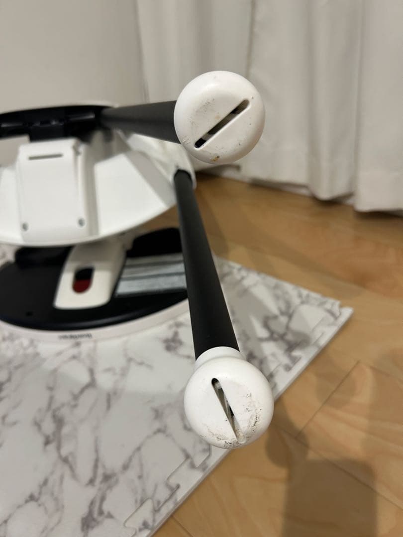 ベビービョルン　ハイチェア　ホワイト