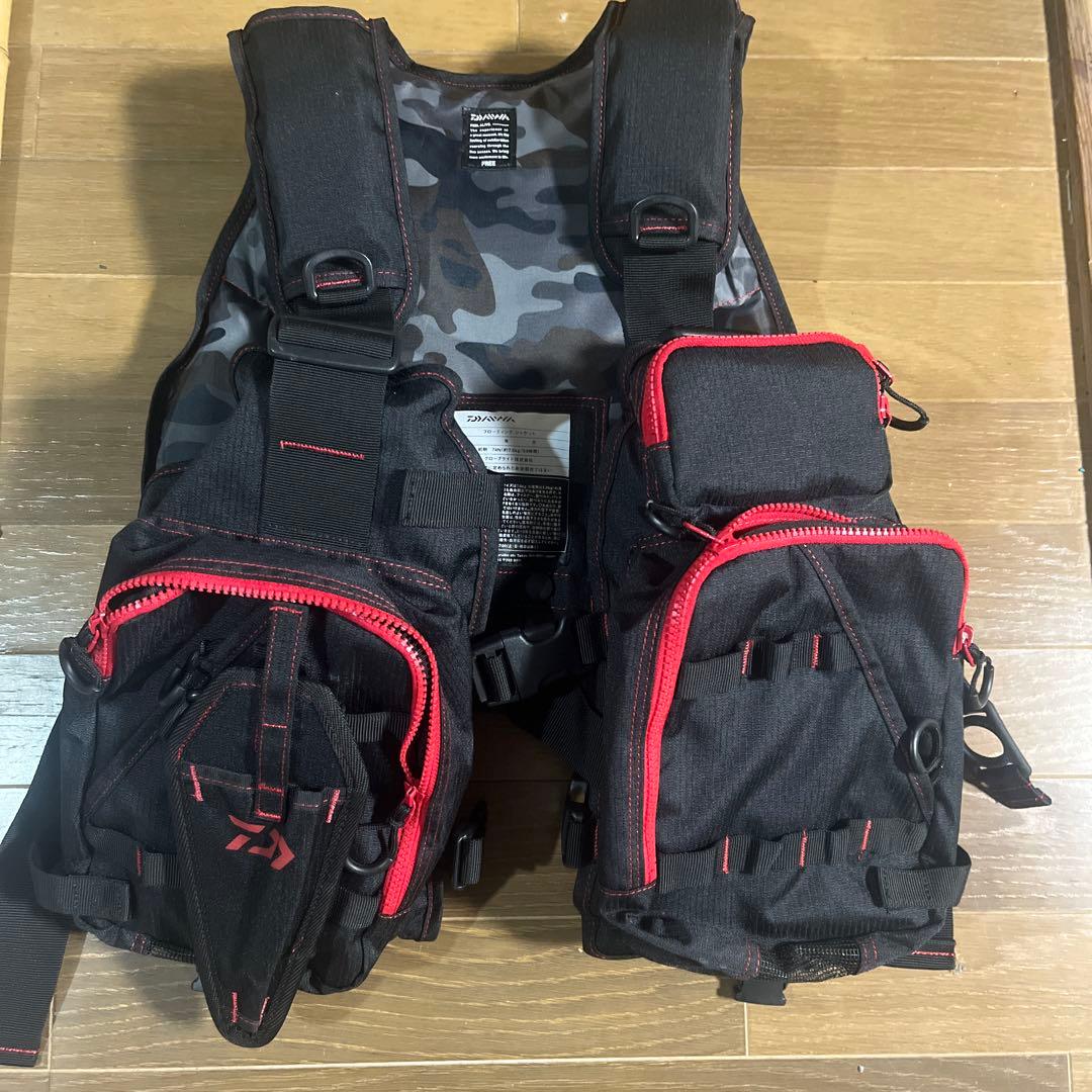 ダイワフローティングベスト