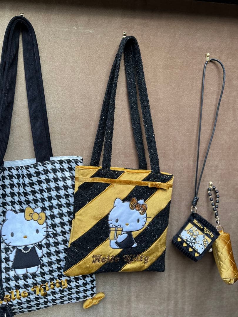 Hello Kitty TBH 海外 韓国限定ハローキティー トートバッグ