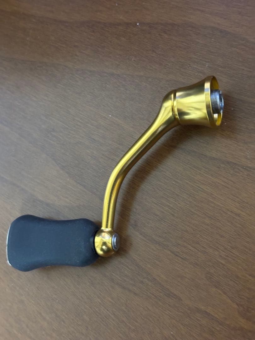 美品　ダイワ　21 フリームス FC LT 2000S リールスタンド付き