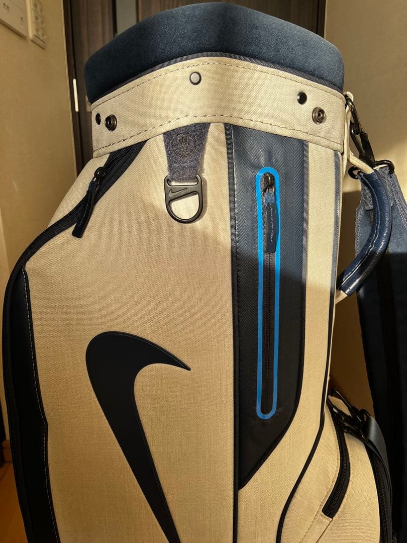 美品　完売品　希少カラー　NIKE ナイキゴルフ　レトロ　カートキャディバッグ