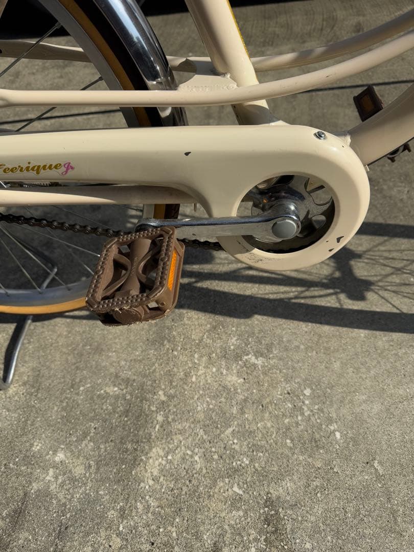 Feerique Jr【フェリーク ジュニア】自転車22インチ　クリーム　アサヒ