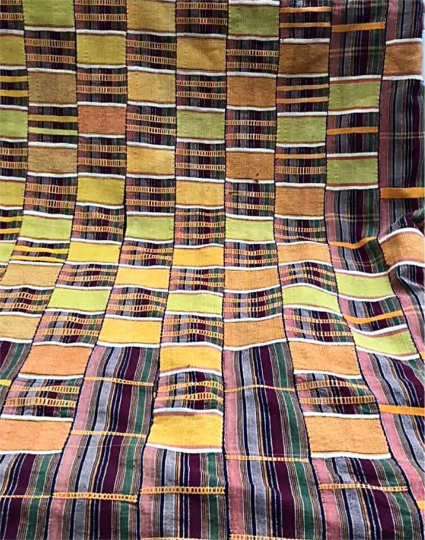 ミュージアムピース　　アフリカ　首長の例祭着