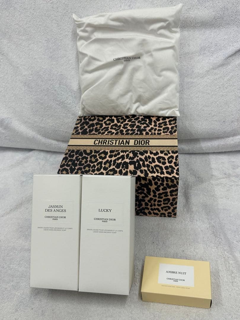 ● Diorジャスミン デ ザンジュ /ラッキーリキッド ソープ　石鹸セット