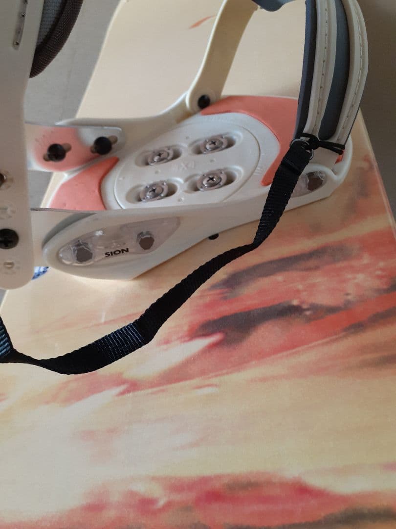 VENUS:147 スノーボード ビンディング付き　カバー付