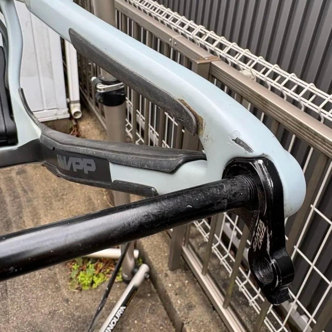 Santa Cruz BRONSON CC 2019モデル　フレーム