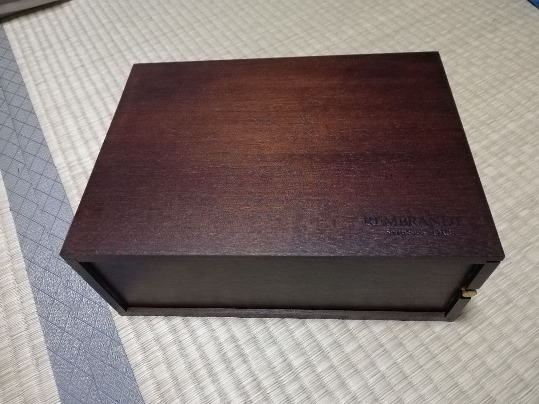 REMBRANDT レンブラントソフトパステル90色セット(人物画用木箱入り)