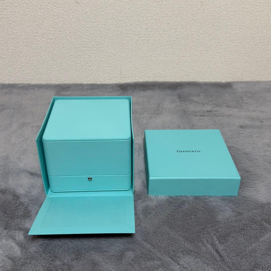 【極美品】ティファニー　バングルケース　空箱　現行品