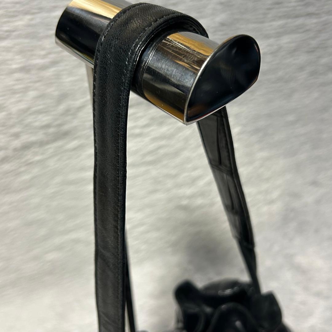 TAIRS テアーズ クロコダイル ショルダーバッグ　巾着型レザーバッグ