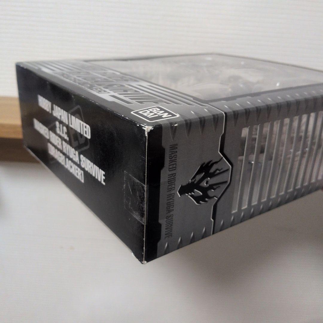 【限定品】S.I.C.仮面ライダーリュウガ・サバイブ（DRAGBLACKER)