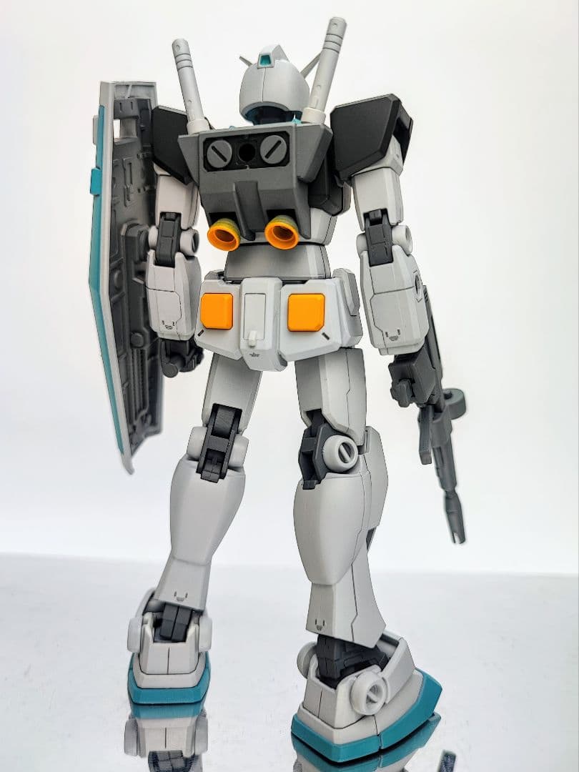 HGUC 量産型ガンダム　ガンプラ完成品
