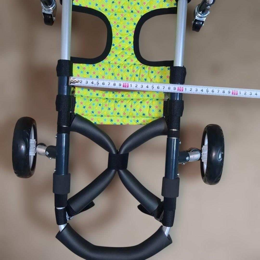 ワンちゃん4輪　リハビリ　食事補助　犬用車椅子　歩行補助　犬の歩行器