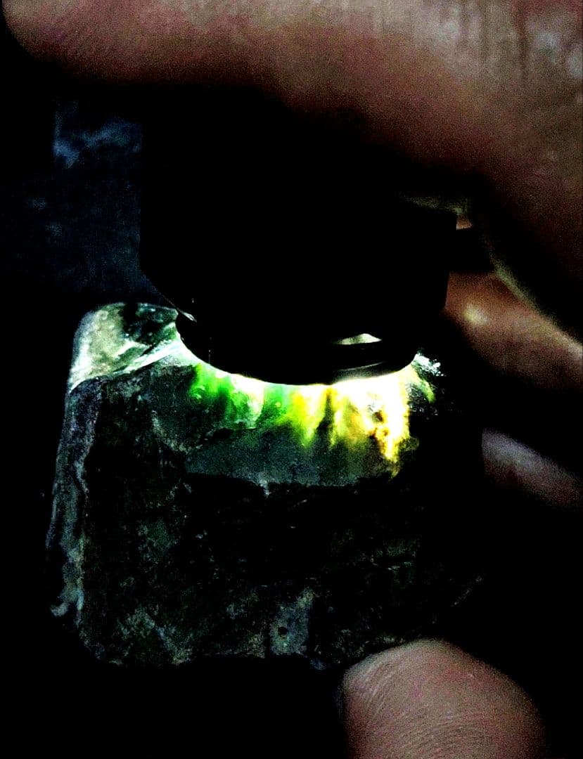 ★アゲート原石★糸魚川グリーン碼碯【姫川・転石・川ズレ・ウブ149ｇ】