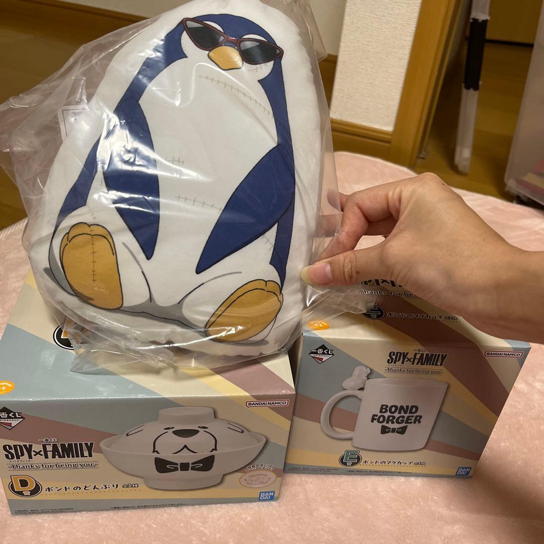 SPY×FAMILY ボンド　どんぶり　マグカップ　ペンギンさんクッションセット