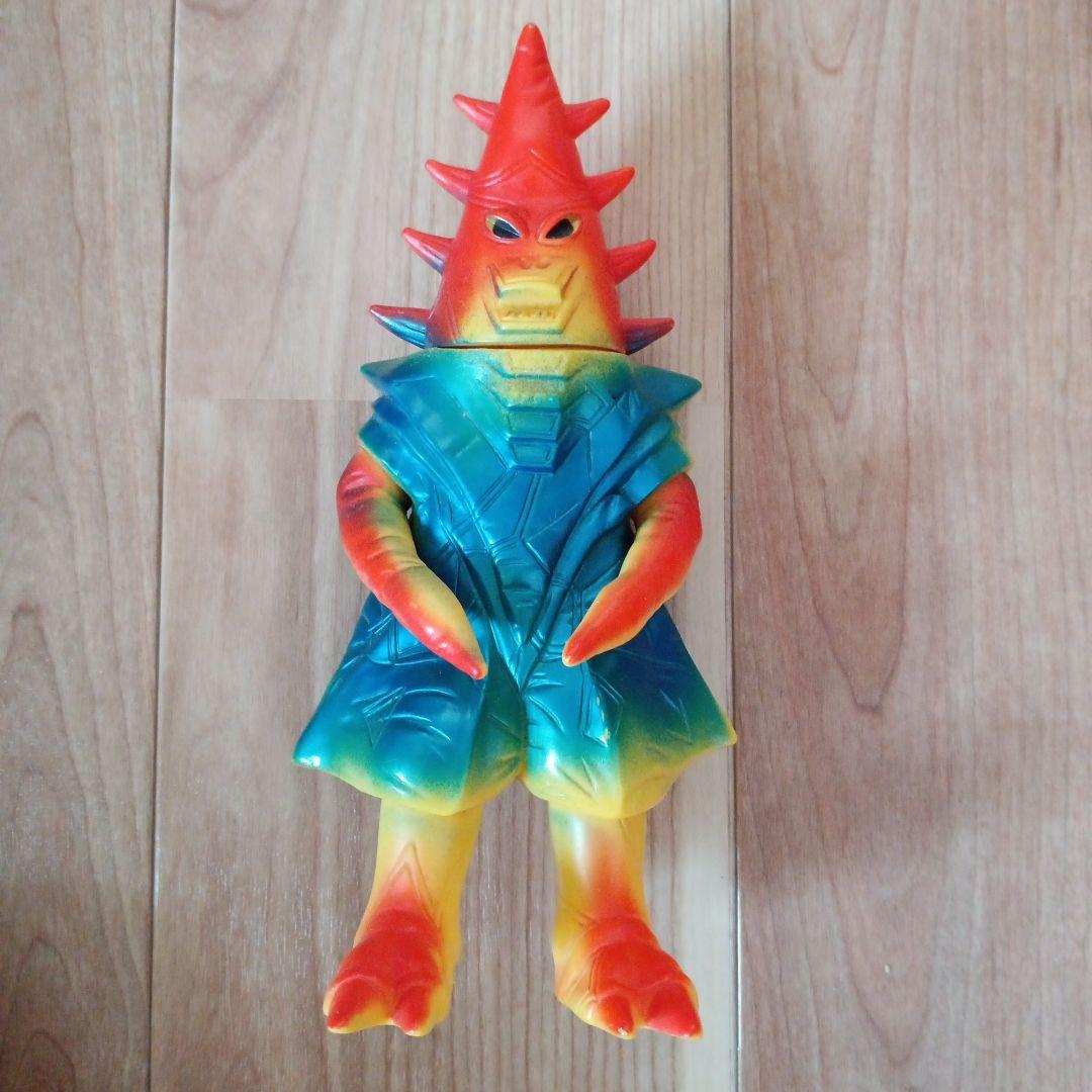 ブルマァク　ウルトラ怪獣　ササヒラー　新マン　ソフビ