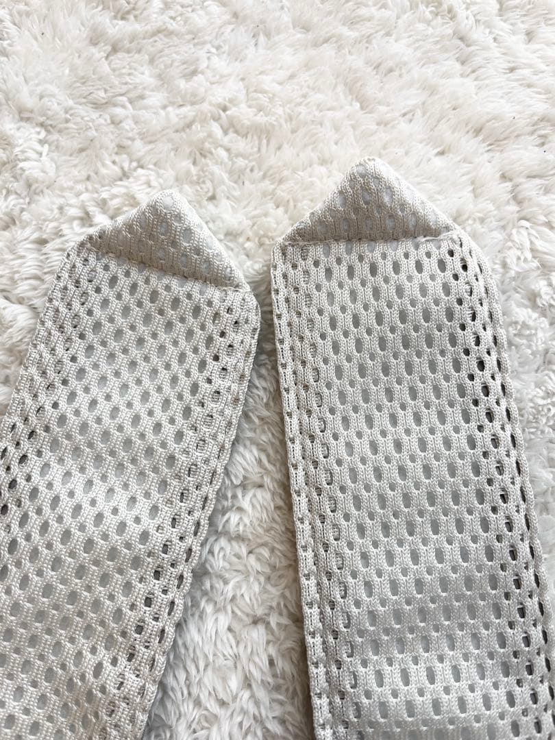 ベビービョルン　抱っこ紐　ハーモニー　クリーム