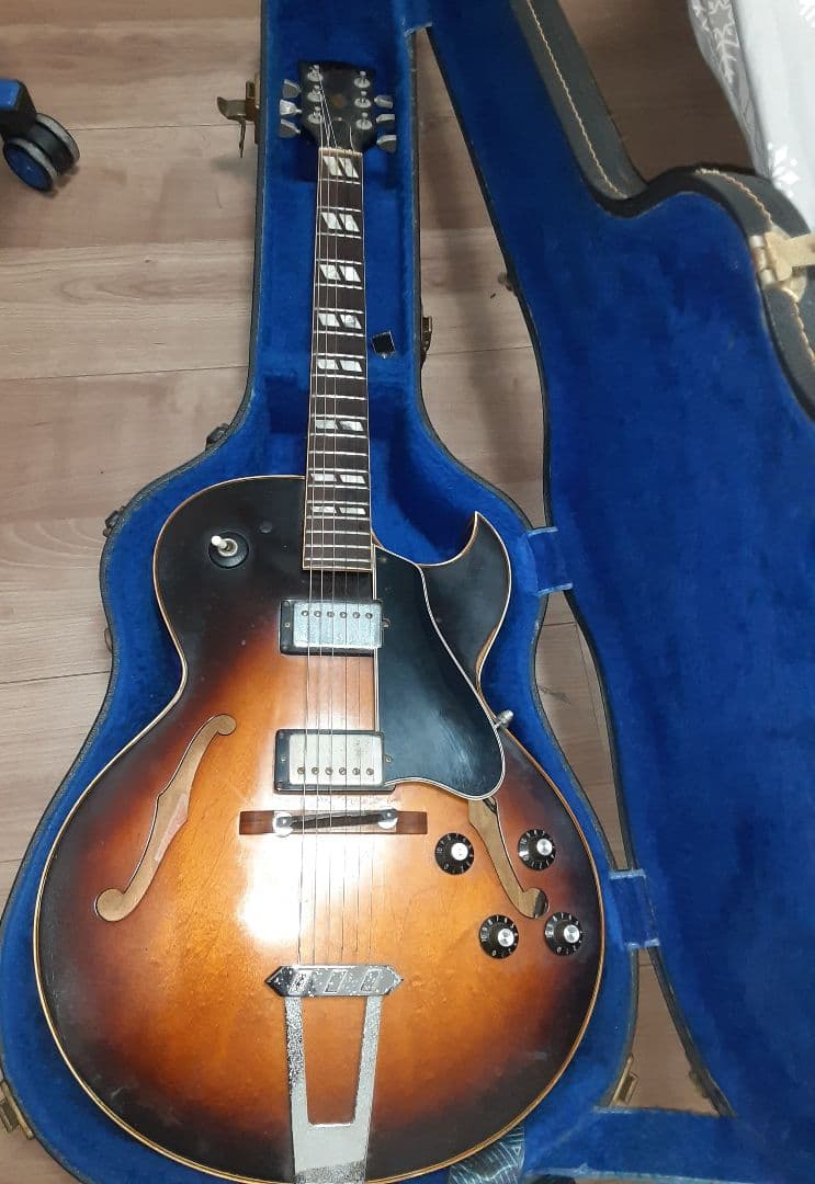 GIBSON ES-175D 1979年製 フルアコ ハードケース付き