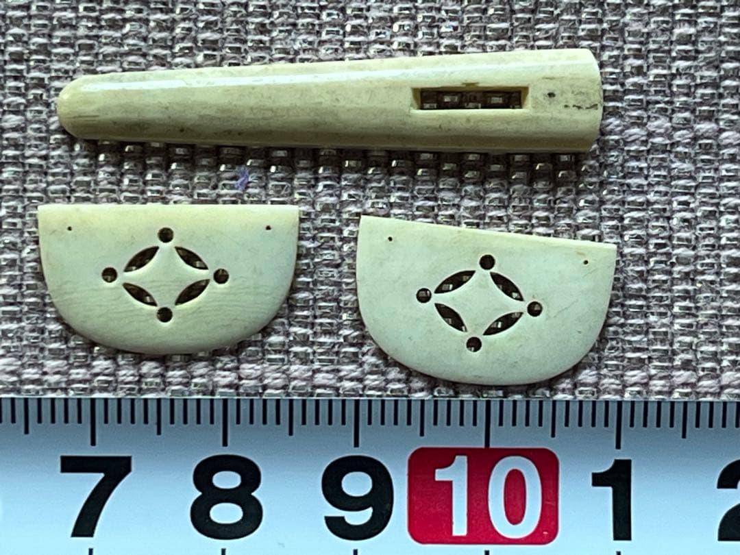 時代物　提げ物 6点　煙草入れ 煙管入れ 桃核 骨彫り 彫刻 アンティーク 古玩