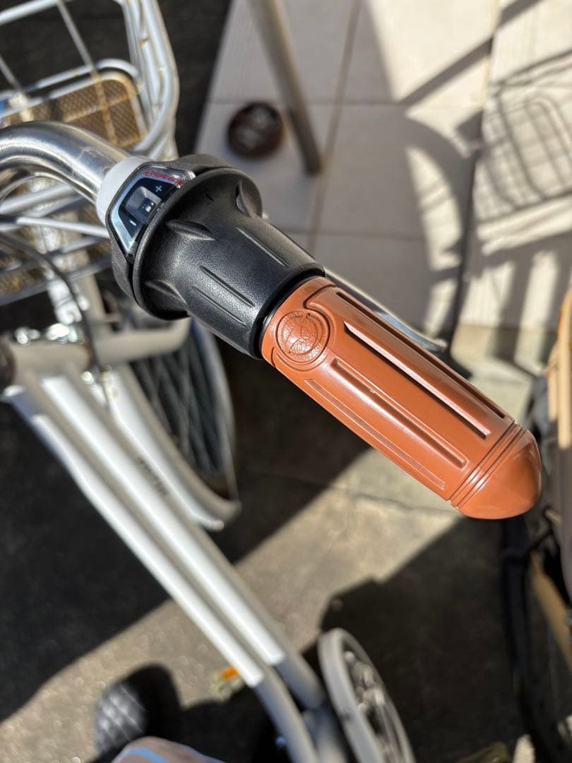 自転車　シティサイクル　白　26インチ　子ども　【福岡市直接受け取り希望】